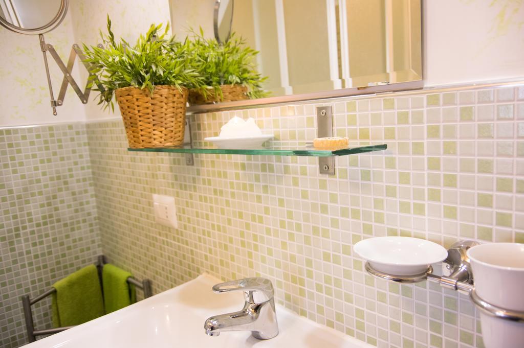 Belon B&B Poli Casilino Rome Bagian luar foto